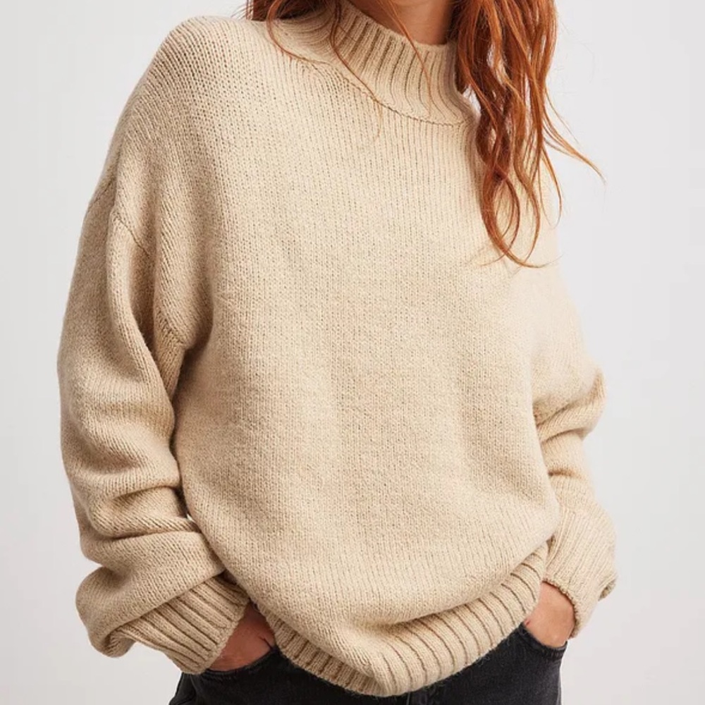 ☕️ BROWN Turtle Neck Knitted Sweater *read description*